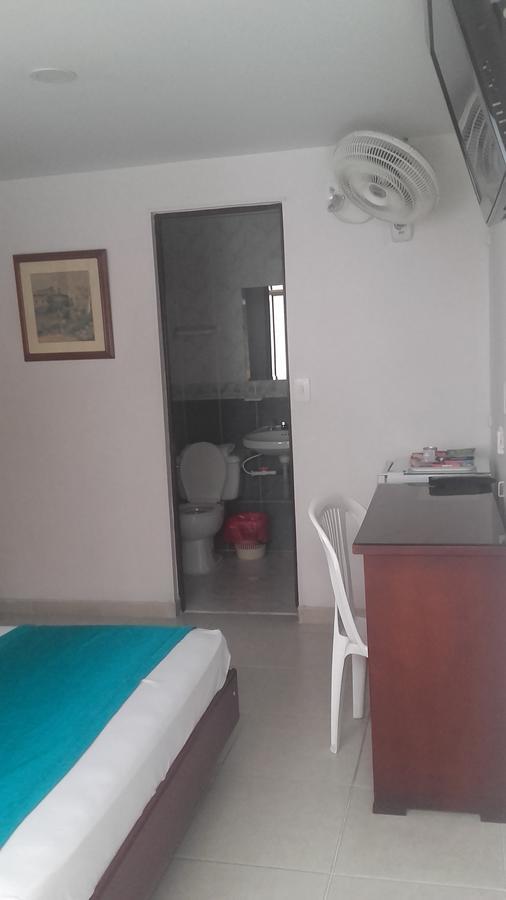 Hotel Center Ibague Bagian luar foto