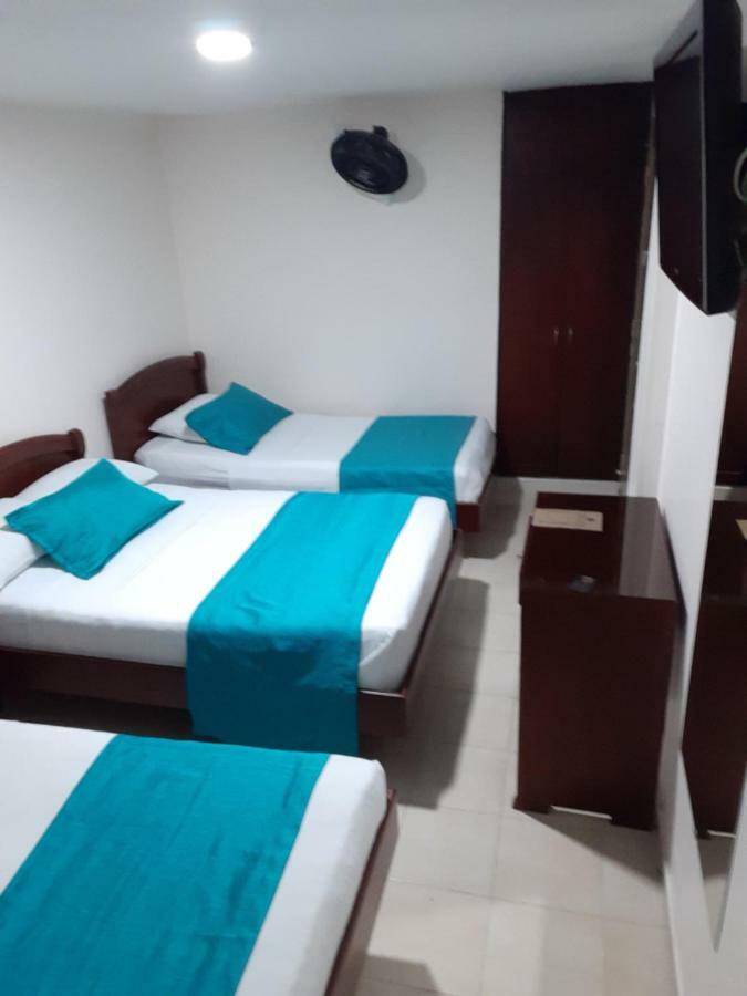 Hotel Center Ibague Bagian luar foto