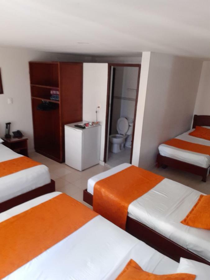 Hotel Center Ibague Bagian luar foto